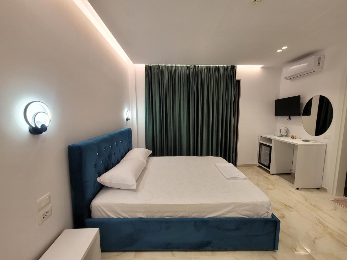 Fenix Hotel Ksamil Eksteriør billede