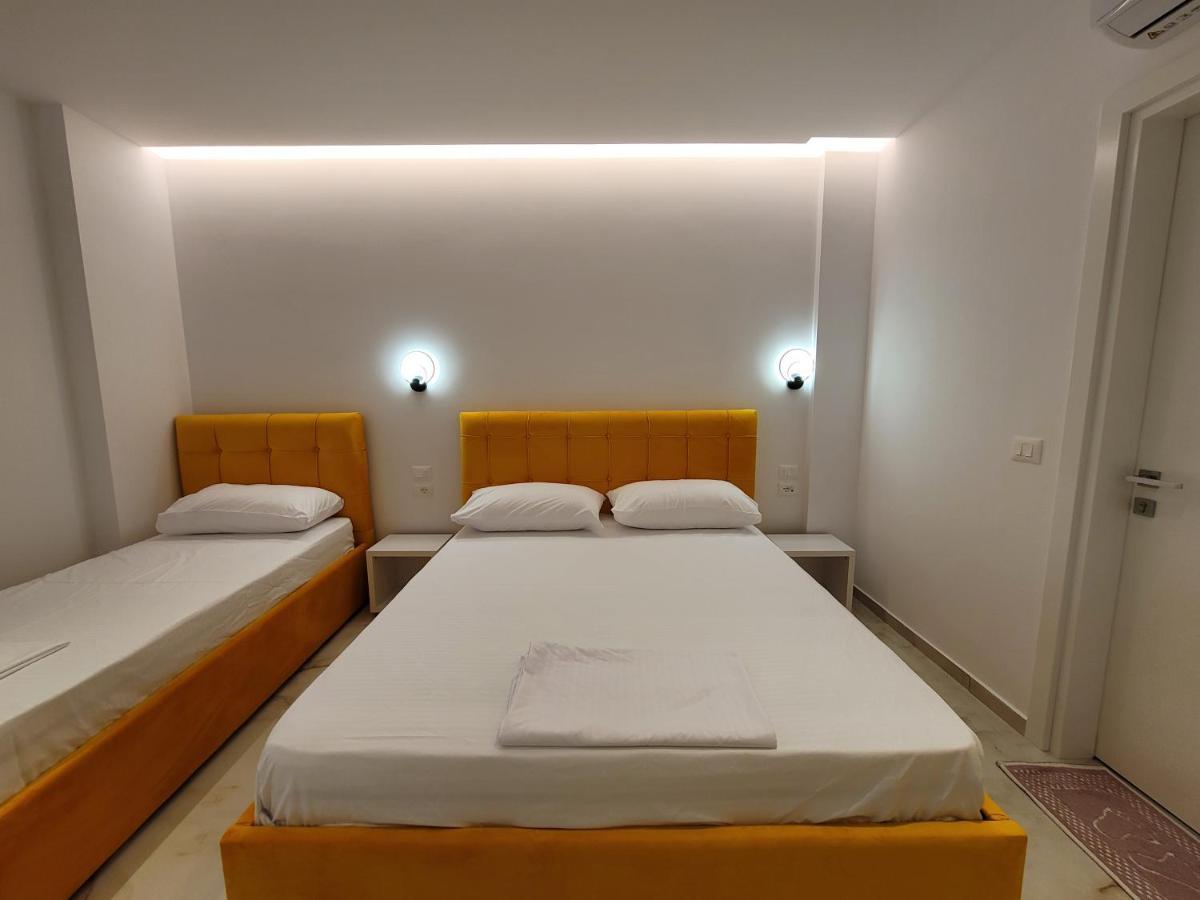 Fenix Hotel Ksamil Eksteriør billede