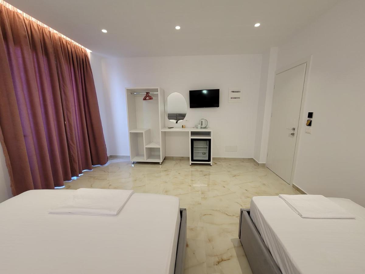 Fenix Hotel Ksamil Eksteriør billede