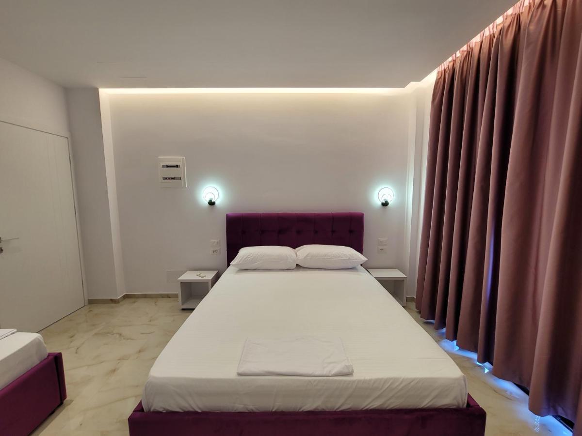 Fenix Hotel Ksamil Eksteriør billede