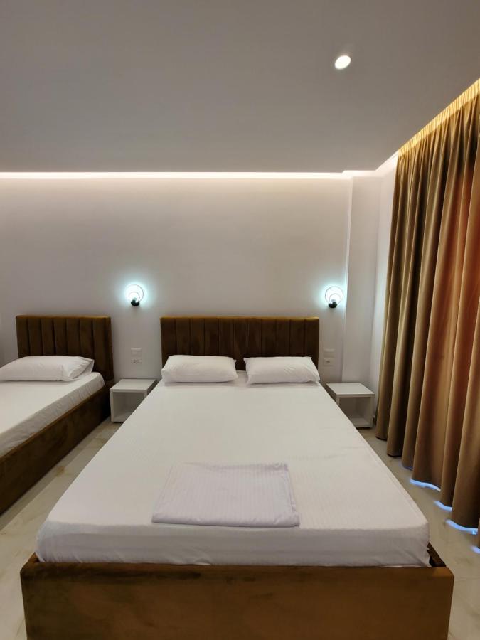 Fenix Hotel Ksamil Eksteriør billede