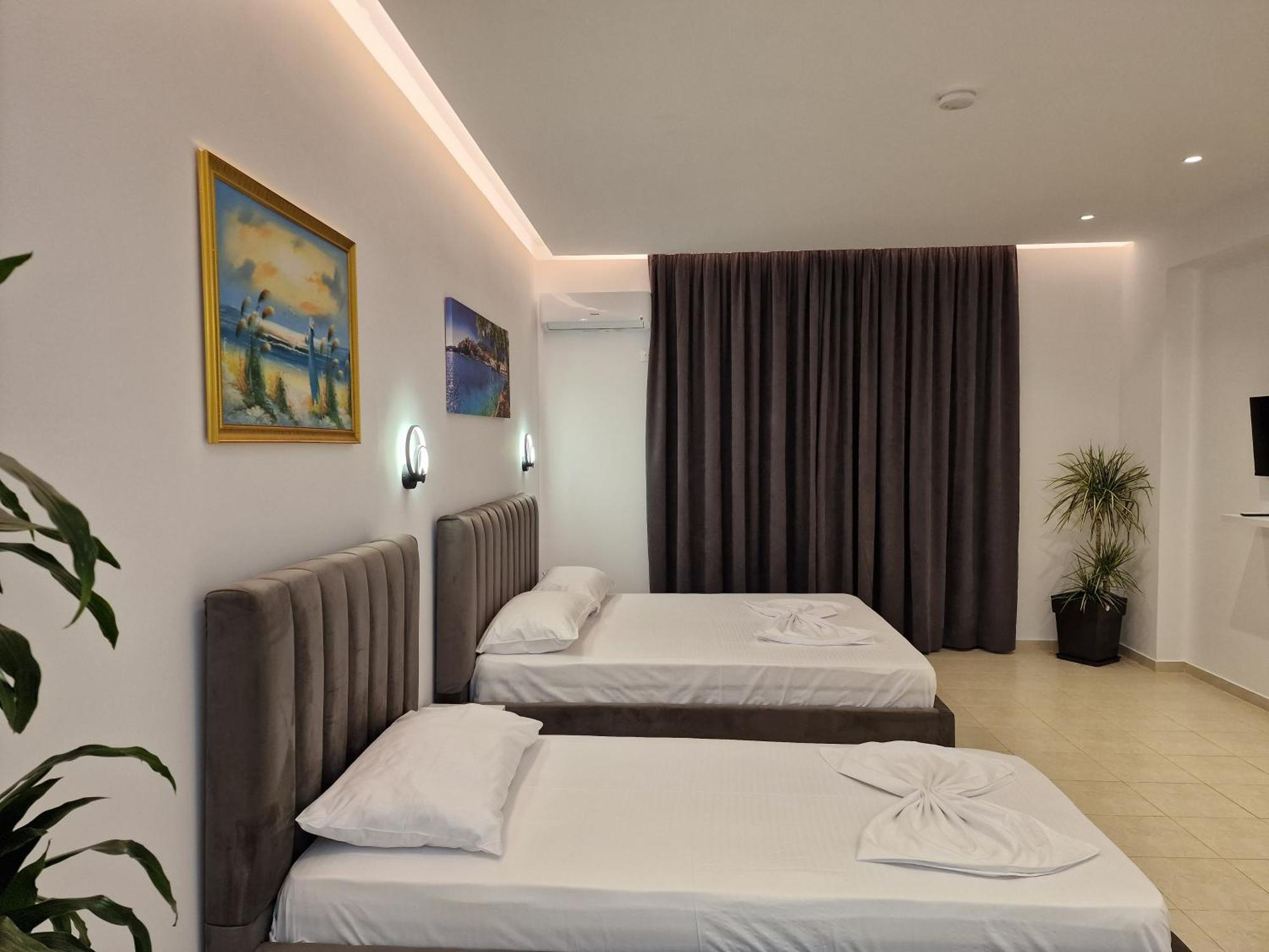 Fenix Hotel Ksamil Eksteriør billede
