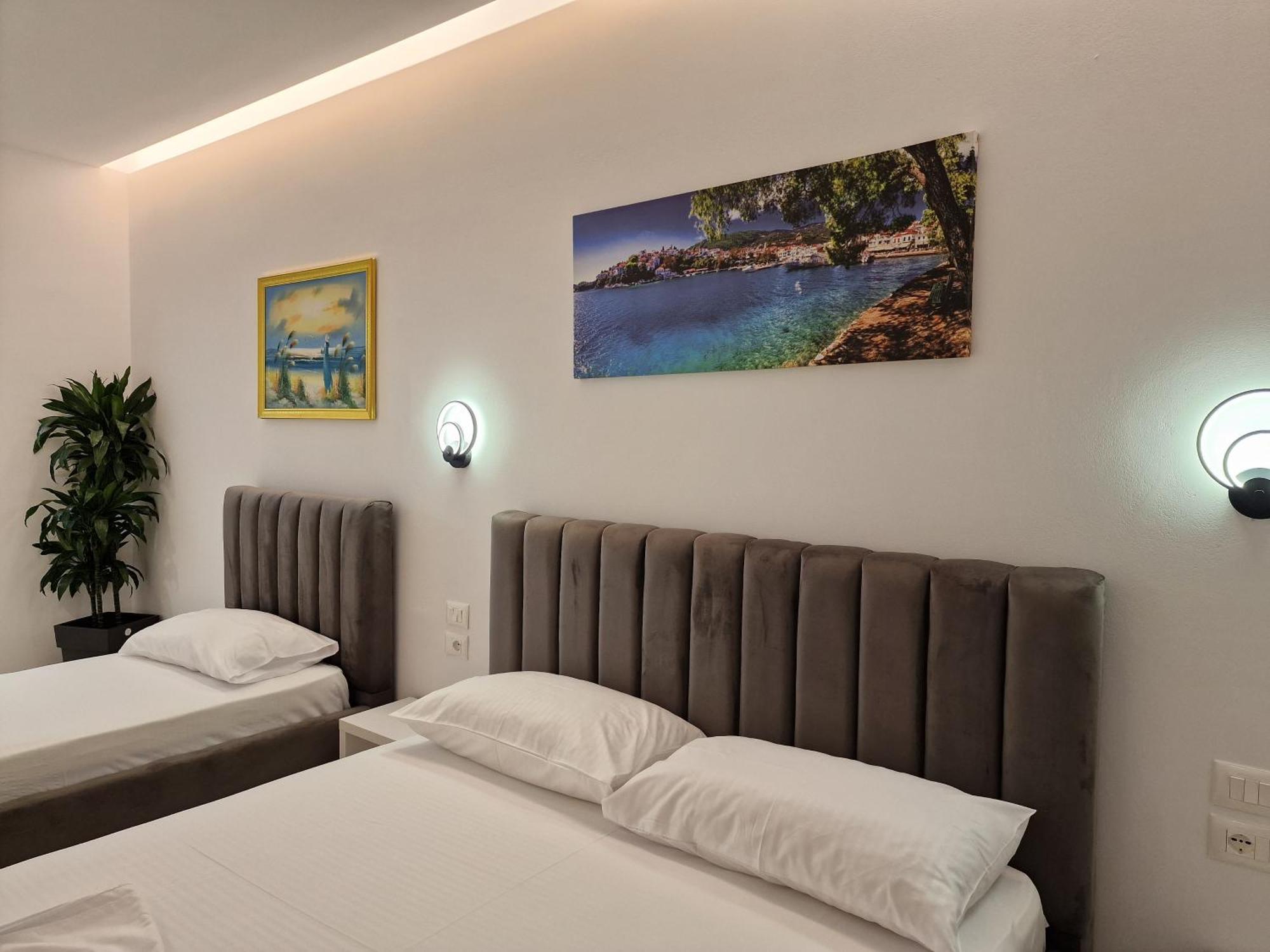 Fenix Hotel Ksamil Eksteriør billede